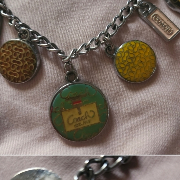 COACH CHARM NECKLACE - Picture 4 of 4